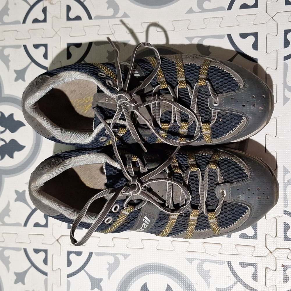 Montrail hiking sneakers